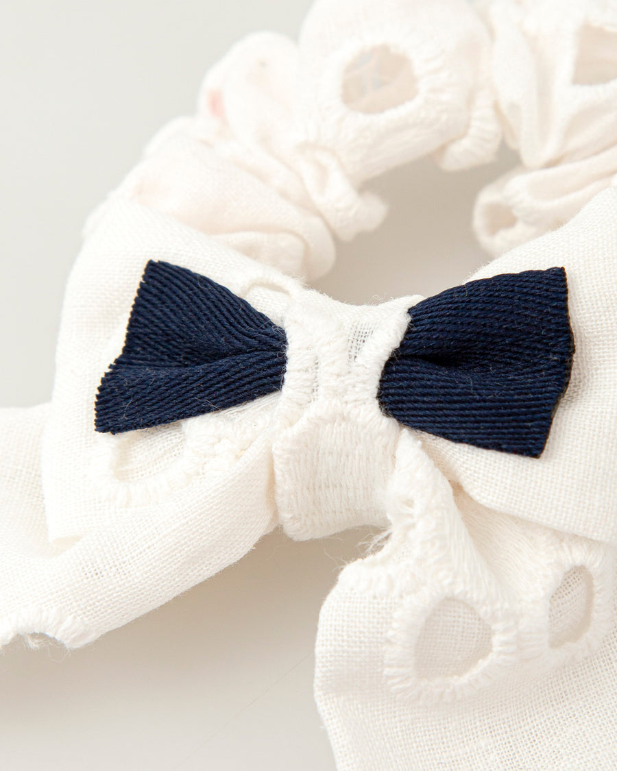 TUTTO PICCOLO Fermacoda Pizzo Sangallo Cotone-Lino Bianco-Blu Navy Primavera-Estate